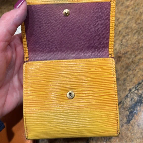 Lot of 4 wallets , LV, Coach, Ungaro, Furla - Picture 5 of 15